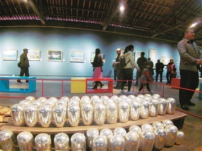 柳州日报社多媒体数字报 文艺创作版面的新纪元